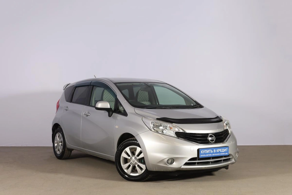 Хетчбэк Nissan Note 2013 года, 1019000 рублей, Новосибирск