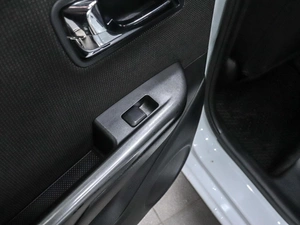 Седан Kia Rio 2012 года, 1000000 рублей, Красноярск