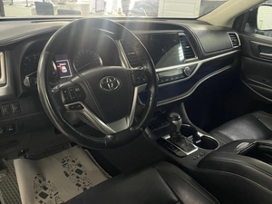 Внедорожник Toyota Highlander 2015 года, 2699000 рублей, Ачинск