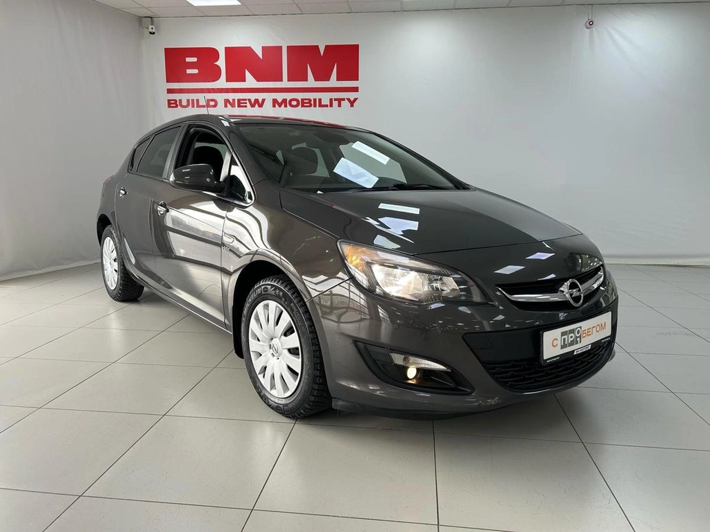 Хэтчбек Opel Astra 2013 года, 1160000 рублей, Смоленск