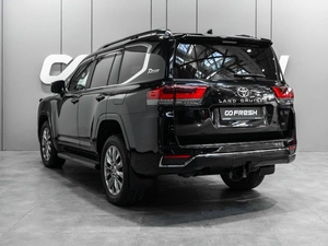 Внедорожник Toyota Land Cruiser 2021 года, 10500000 рублей, Тюмень