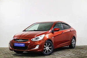 Седан Hyundai Solaris 2013 года, 739000 рублей, Сургут