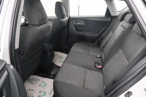 Хетчбэк Toyota Auris 2013 года, 1119000 рублей, Красноярск