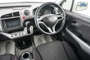 Минивэн Honda Stream 2010 года, 1099000 рублей, Красноярск