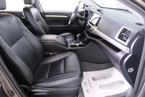 Внедорожник Toyota Highlander 2014 года, 3799000 рублей, Омск