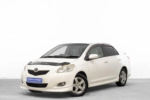 Седан Toyota Belta 2011 года, 1059000 рублей, Барнаул