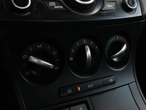 Седан Mazda 3 2012 года, 929000 рублей, Волгоград