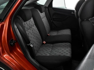 Хетчбэк Ford Focus 2006 года, 529000 рублей, Воронеж