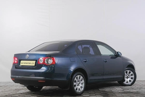 Седан Volkswagen Jetta 2009 года, 709000 рублей, Кемерово