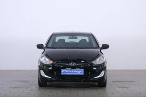 Седан Hyundai Solaris 2011 года, 959000 рублей, Омск