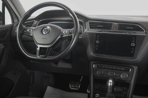 Внедорожник Volkswagen Tiguan 2019 года, 2699000 рублей, Кемерово