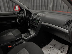 Лифтбек Skoda Octavia 2012 года, 779000 рублей, Красноярск