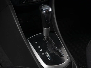 Седан Hyundai Solaris 2011 года, 860000 рублей, Омск