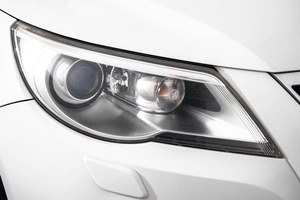 Внедорожник Volkswagen Tiguan 2010 года, 1099000 рублей, Барнаул