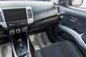 Внедорожник Mitsubishi Outlander 2007 года, 999000 рублей, Барнаул