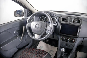 Седан Renault Logan 2016 года, 849000 рублей, Пермь