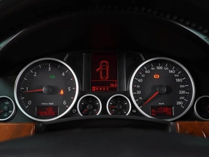 Внедорожник Volkswagen Touareg 2008 года, 1279000 рублей, Воронеж