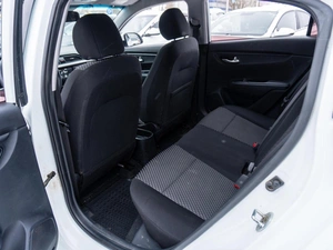 Хетчбэк Kia Rio X-Line 2019 года, 1499000 рублей, Саратов