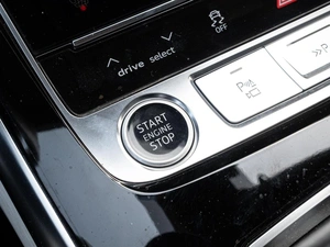 Внедорожник Audi Q8 2021 года, 9400000 рублей, Краснодар