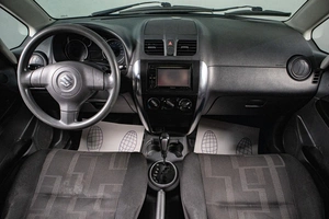 Седан Suzuki SX4 2010 года, 839000 рублей, Сургут