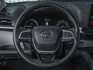 Минивэн Toyota Sienna 2021 года, 4100000 рублей, Ставрополь