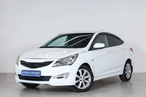Седан Hyundai Solaris 2015 года, 899000 рублей, Новосибирск