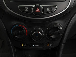 Хетчбэк Hyundai Solaris 2015 года, 1029000 рублей, Ставрополь