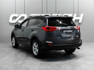 Внедорожник Toyota RAV4 2014 года, 2299000 рублей, Тюмень