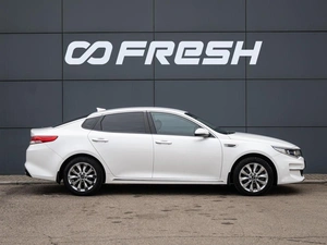 Седан Kia Optima 2017 года, 1650000 рублей, Краснодар