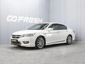 Седан Honda Accord 2013 года, 1680000 рублей, Омск