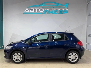 Хетчбэк Toyota Auris 2008 года, 679000 рублей, Красноярск