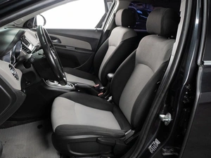 Хетчбэк Chevrolet Cruze 2012 года, 830000 рублей, Тюмень