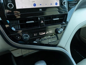 Седан Toyota Camry 2022 года, 3650000 рублей, Краснодар