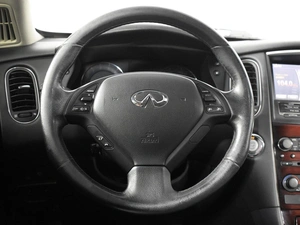 Внедорожник Infiniti QX50 2016 года, 2176100 рублей, Казань