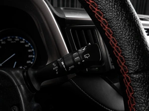 Внедорожник Toyota RAV4 2015 года, 1929000 рублей, Тюмень