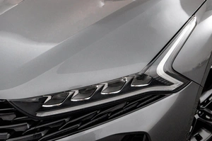 Седан Kia K5 2020 года, 2299000 рублей, Барнаул
