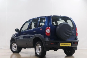 Внедорожник Chevrolet Niva 2019 года, 879000 рублей, Новокузнецк