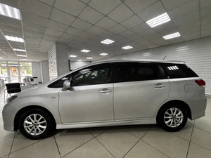 Минивэн Toyota Wish 2010 года, 1099000 рублей, Ачинск