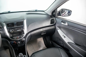 Седан Hyundai Solaris 2014 года, 609000 рублей, Пермь