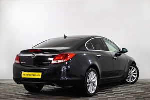 Седан Opel Insignia 2012 года, 1019000 рублей, Сургут