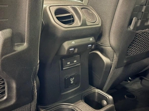 Пикап Jeep Gladiator 2022 года, 6880000 рублей, Павловская Слобода