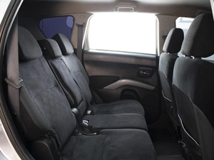 Внедорожник Mitsubishi Outlander 2007 года, 990000 рублей, Омск