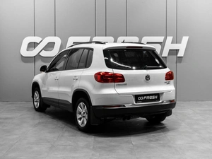Внедорожник Volkswagen Tiguan 2013 года, 1370000 рублей, Тюмень