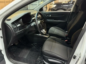 Седан Kia Rio 2019 года, 1197000 рублей, Красноярск