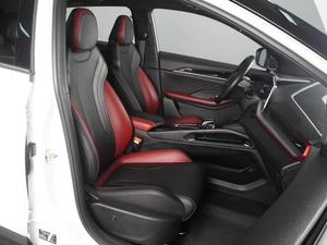 Внедорожник Geely Coolray 2023 года, 2185000 рублей, Красный Пахарь