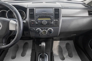 Хетчбэк Nissan Tiida 2008 года, 789000 рублей, Барнаул