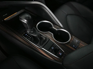 Седан Toyota Camry 2019 года, 2919000 рублей, Ростов-на-Дону
