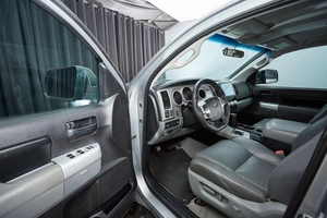 Пикап Toyota Tundra 2008 года, 3499000 рублей, Красноярск