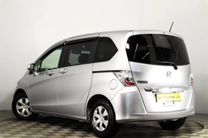Минивэн Honda Freed 2012 года, 1249000 рублей, Пермь