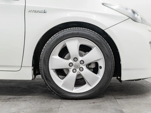 Лифтбек Toyota Prius 2009 года, 1050000 рублей, Красноярск